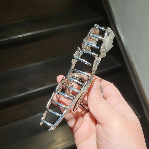 Brand New Top Fashion Silver Rose Hair Clip - Picture 7 of 9